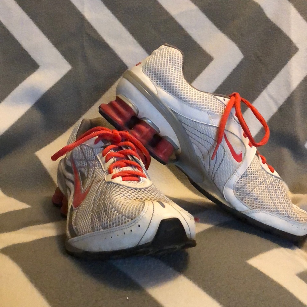 Women’s Nike shoes